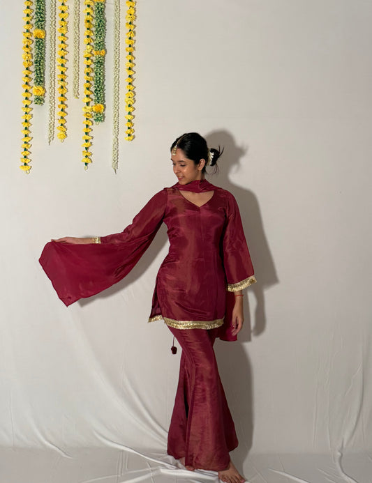 Maroon Patakha kurti and dupatta