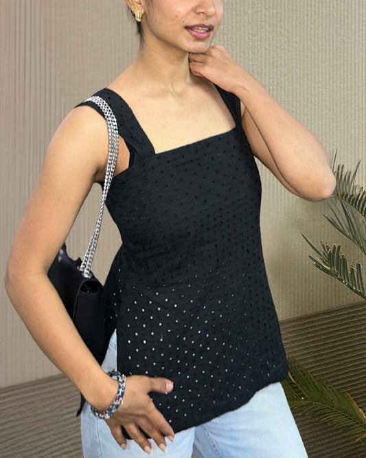 Raat short kurti black
