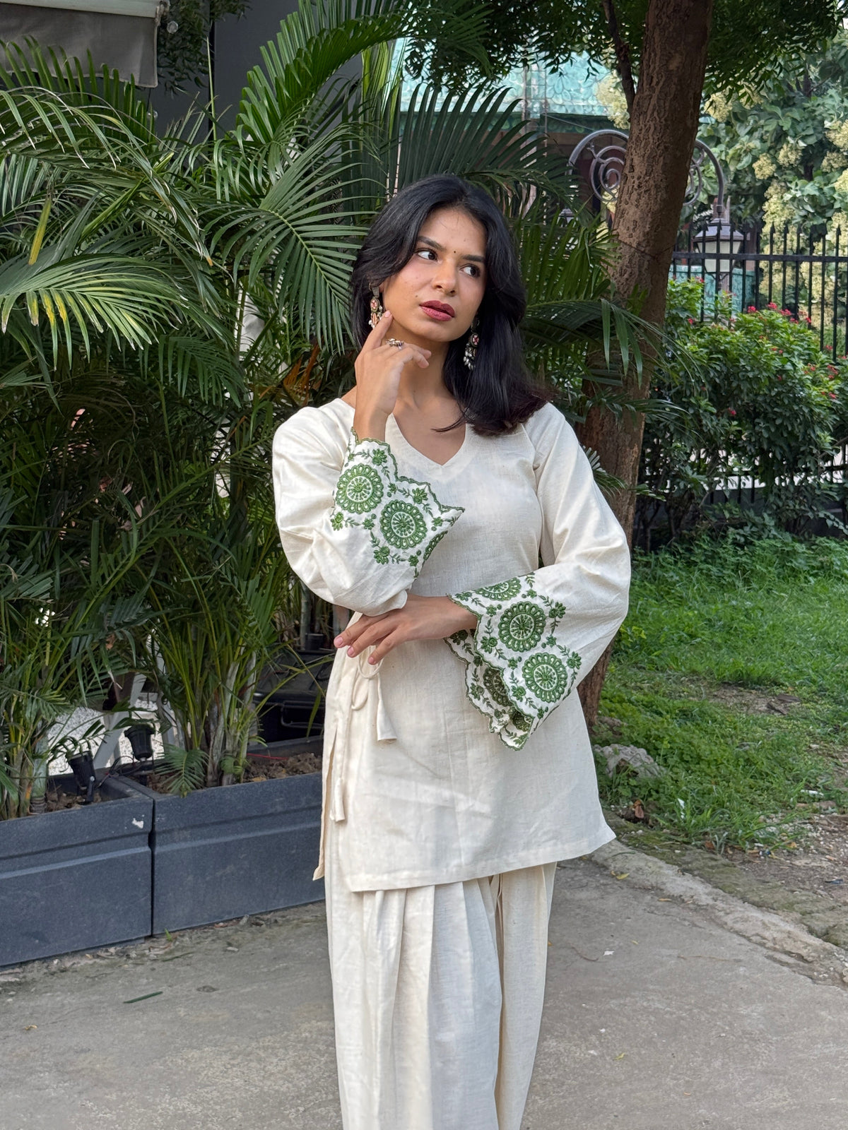 Gul set in Green