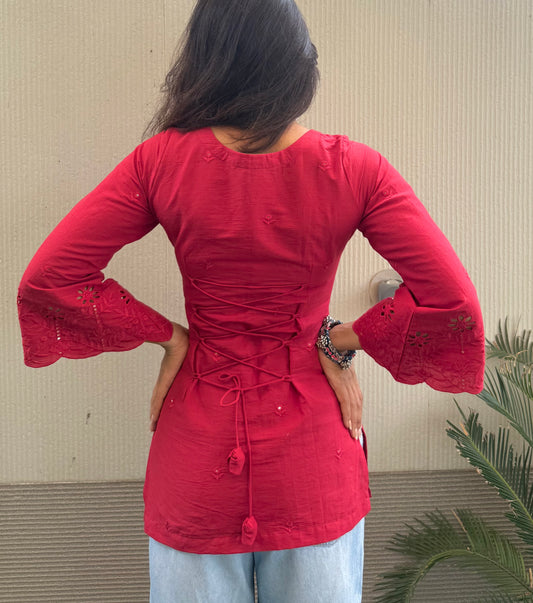 Lal chuski short kurti