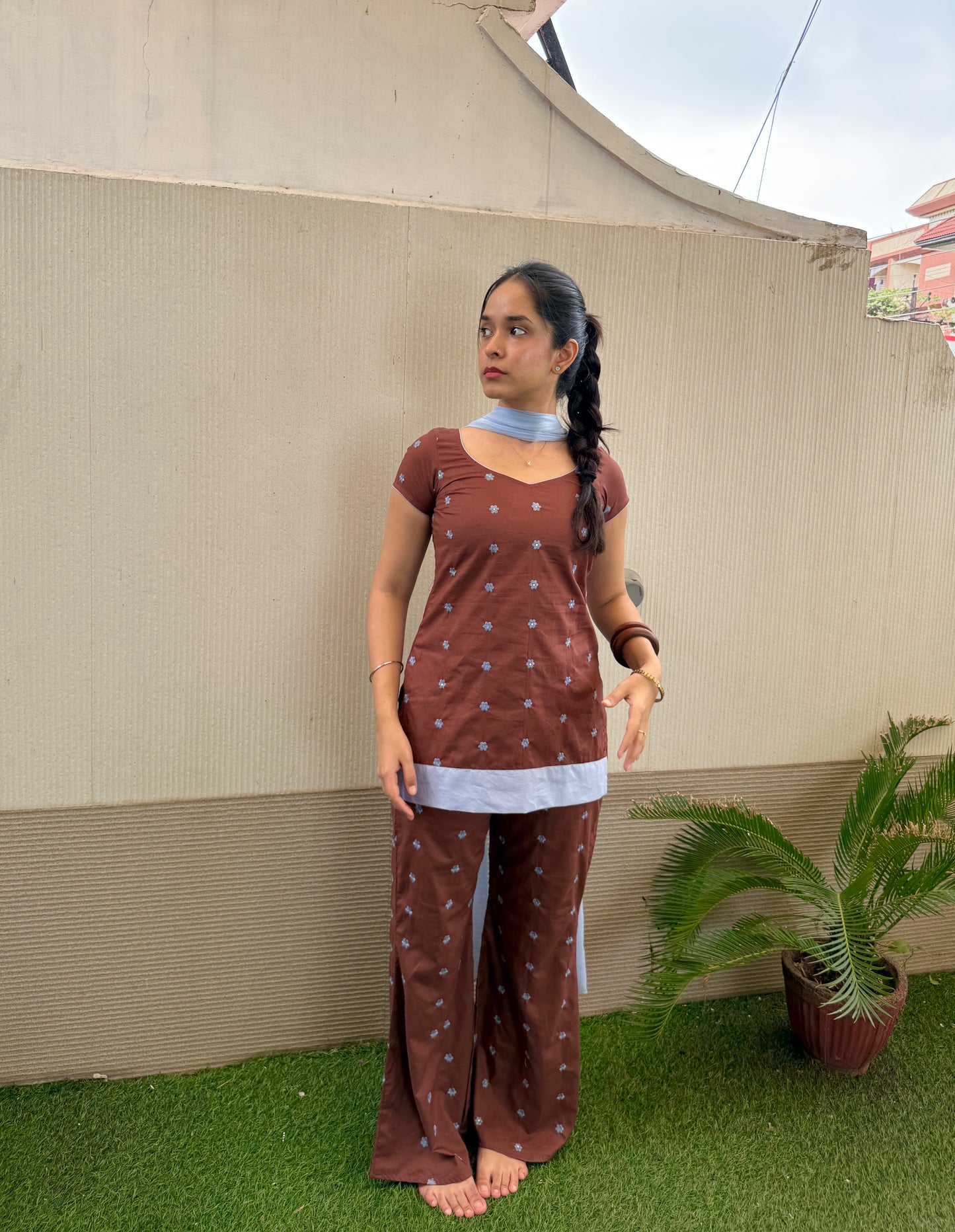 Brown phoolish set
