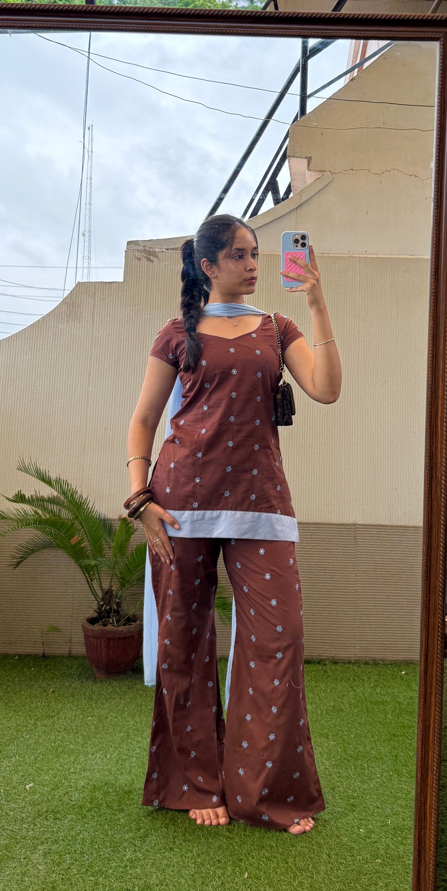 Brown phoolish set