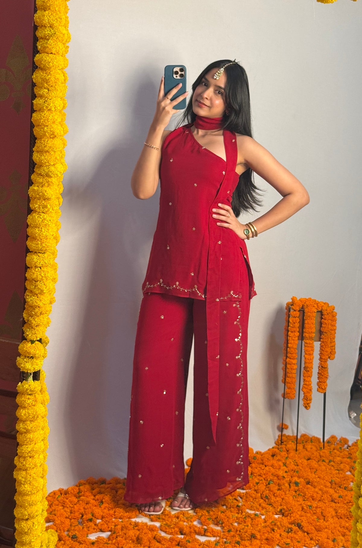 Indumati One-Shoulder Set - Red