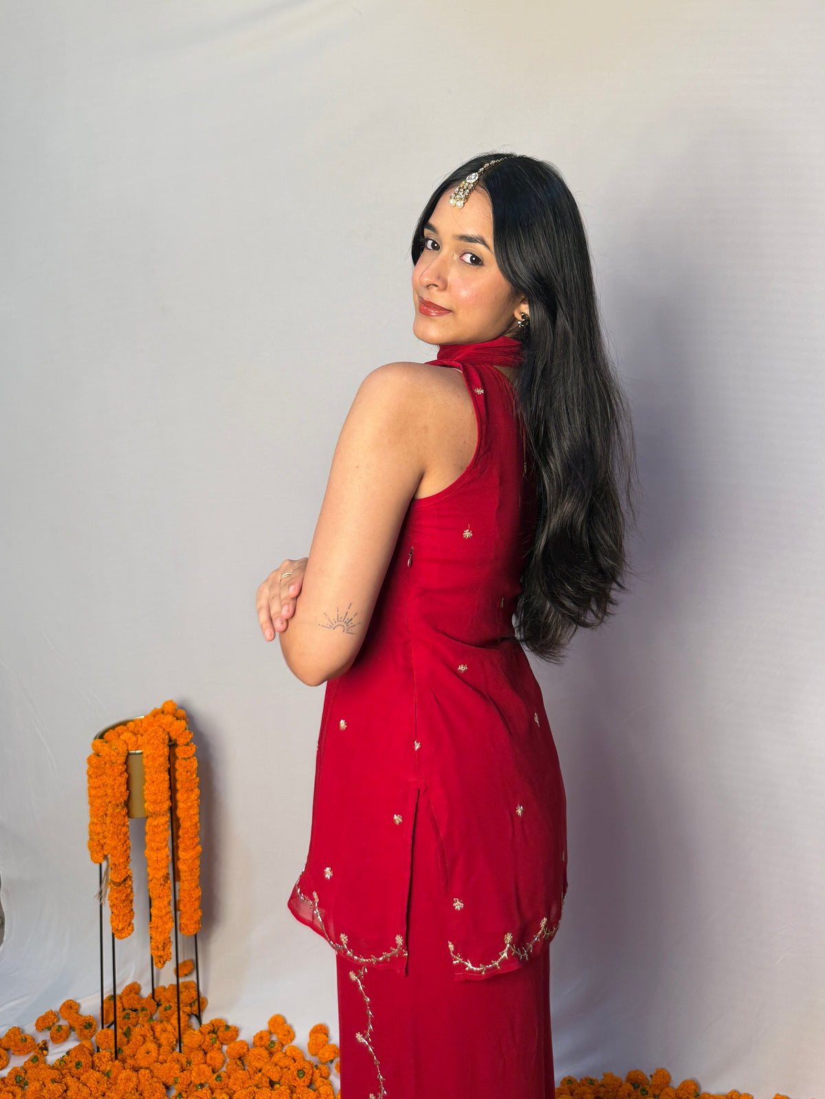Indumati One-Shoulder Set - Red