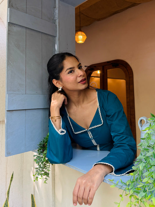 Aasmani top