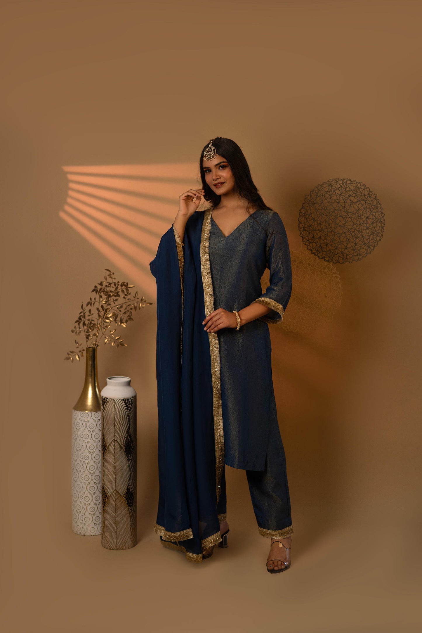 Vee fit kurta set