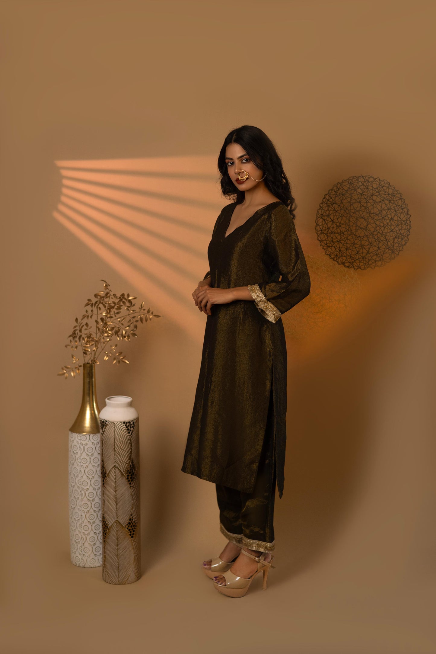 Vee fit kurta set