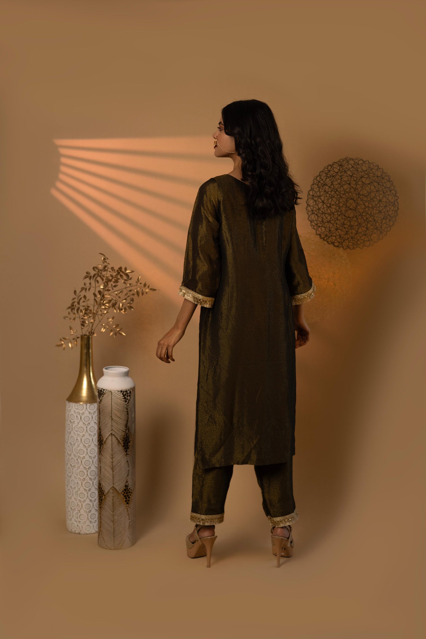 Vee fit kurta set