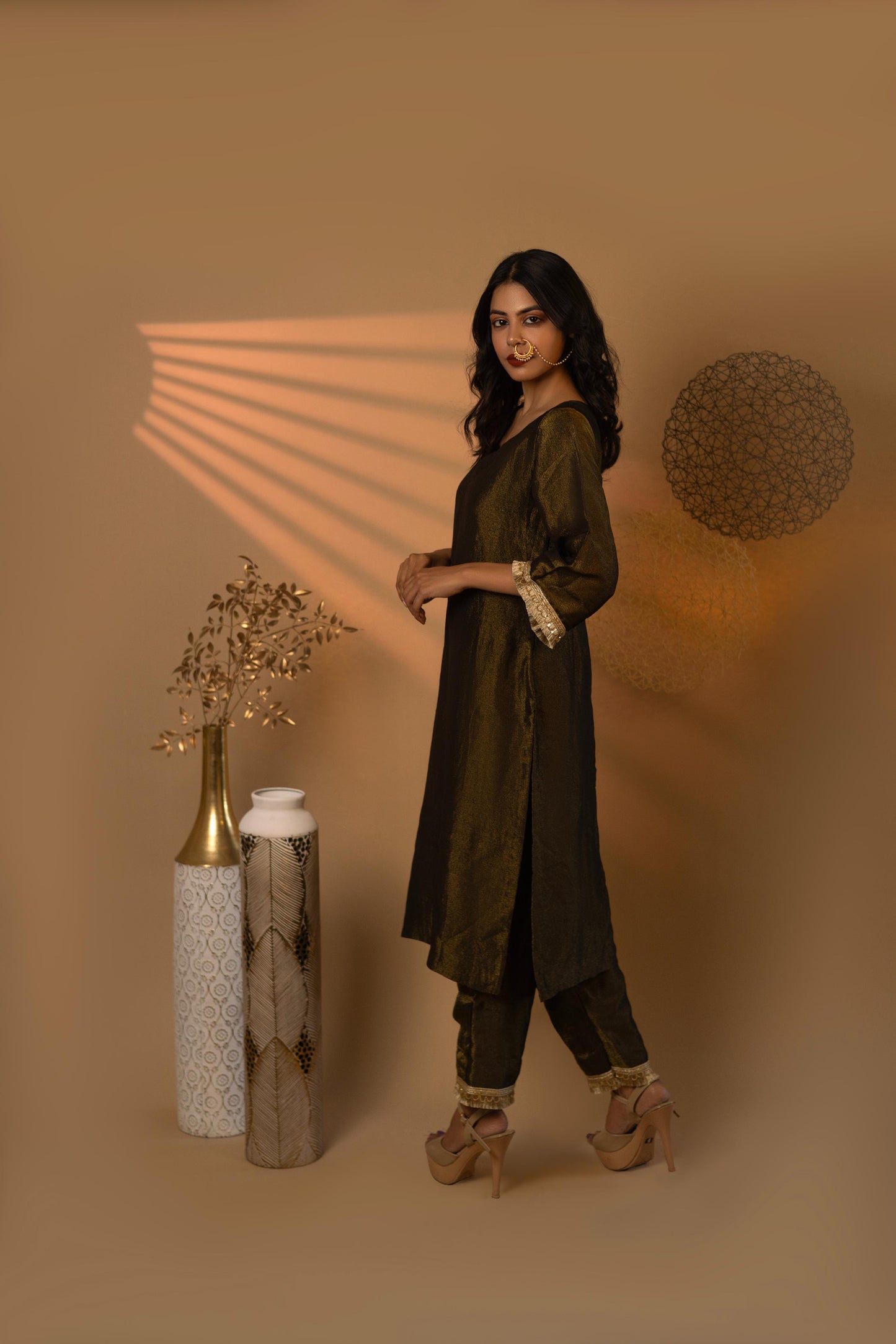 Vee fit kurta set